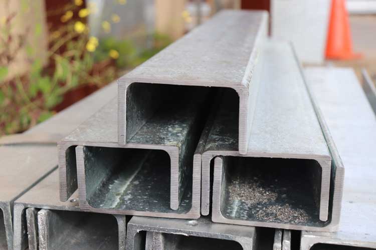 ناودانی پیوسته